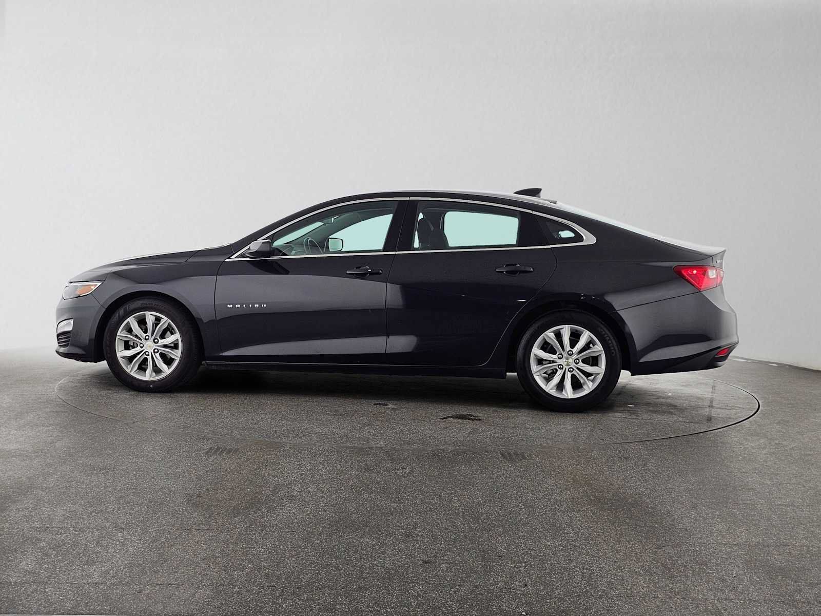 Used 2023 Chevrolet Malibu LT FWD image 6