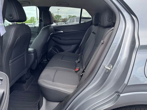 Used 2023 Buick Encore GX Select w/ Sport Touring Package FWD image 17