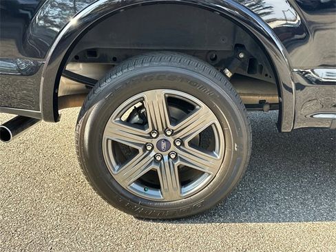 Certified 2020 Ford F150 Lariat w/ Equipment Group 502A Luxury image 17