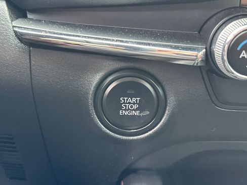 Used 2022 MAZDA MAZDA3 s FWD image 24
