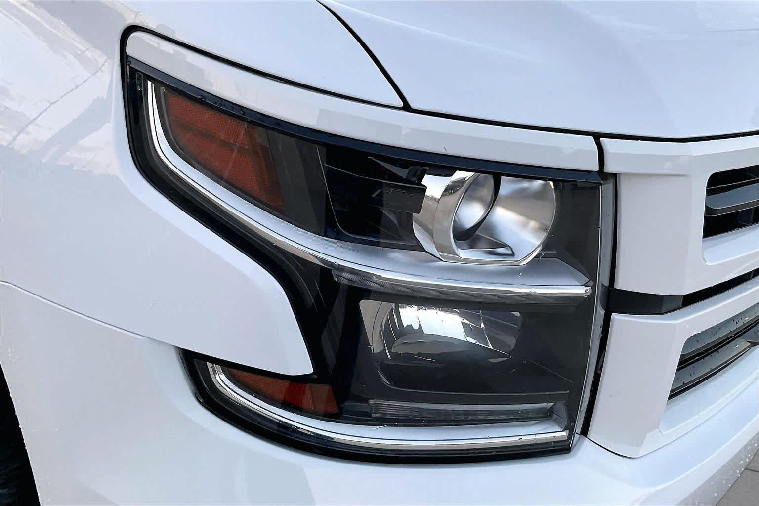 Used 2019 Chevrolet Tahoe Premier AWD/4WD image 28