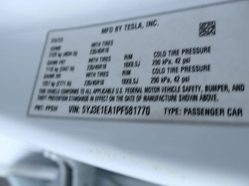 Used 2023 Tesla Model 3 Standard Range RWD image 38