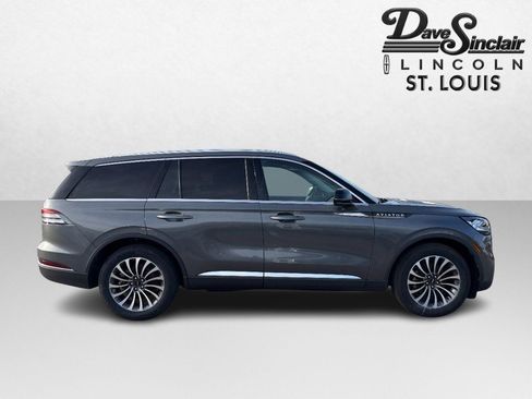Certified 2023 Lincoln Aviator Reserve image 2