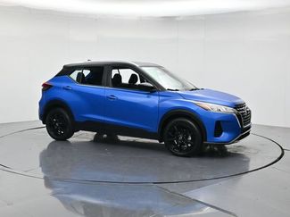 Used 2023 Nissan Kicks SV FWD video 3
