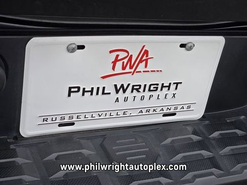 Used 2022 Toyota Tacoma SR5 w/ SR5 Appearance Package (SM) RWD image 17