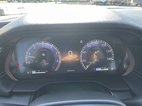 Used 2024 Jeep Grand Cherokee Altitude image 30