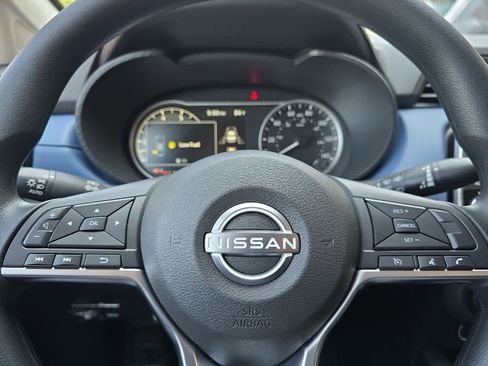 New 2025 Nissan Versa SV w/ Trunk Package image 22