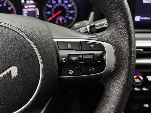 Used 2023 Kia K5 LXS FWD image 18