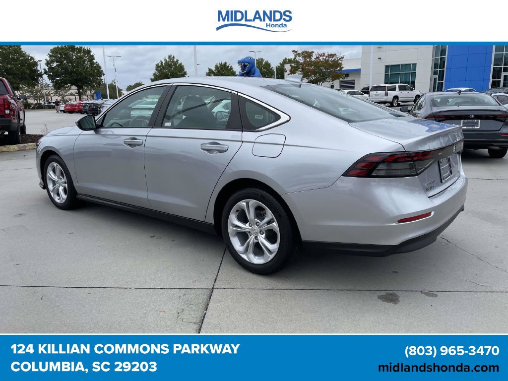 Certified 2025 Honda Accord LX image 4