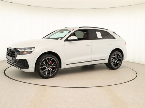Used 2021 Audi Q8 Premium Plus image 13