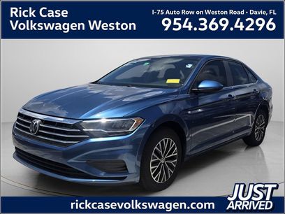 Used 2019 Volkswagen Jetta SE w/ Cold Weather Package