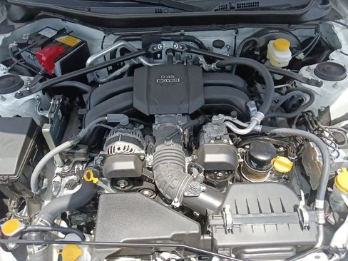 Used 2025 Toyota GR86 Premium RWD image 32