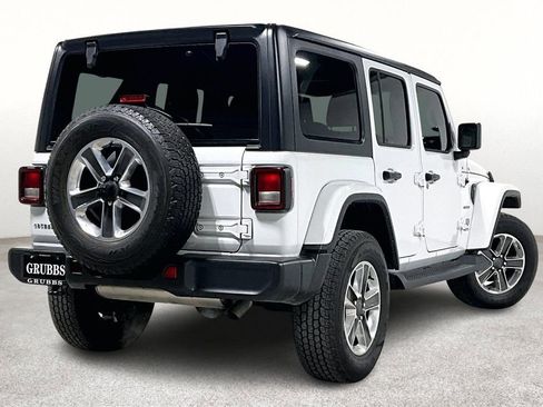 Used 2022 Jeep Wrangler Unlimited Sahara w/ Cold Weather Group image 2