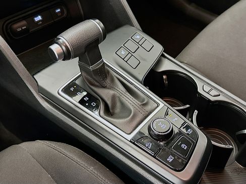 Used 2024 Kia Sportage LX image 24