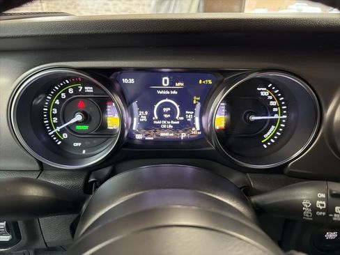 Used 2023 Jeep Wrangler Unlimited w/ Cold Weather Group image 25