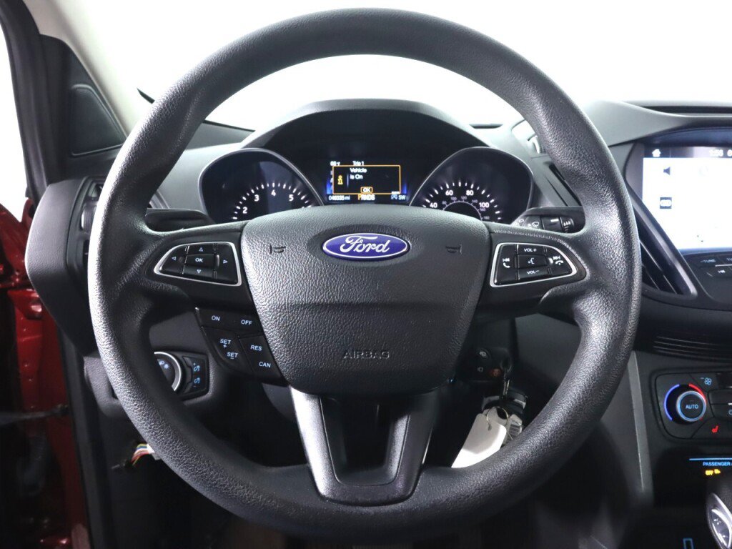 Used 2018 Ford Escape SE w/ SE Sync 3 Package AWD/4WD image 11