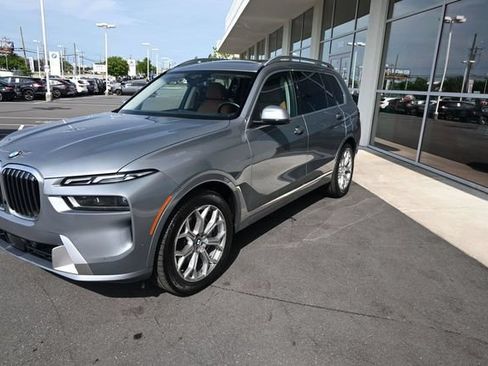Used 2024 BMW X7 xDrive40i AWD/4WD image 17