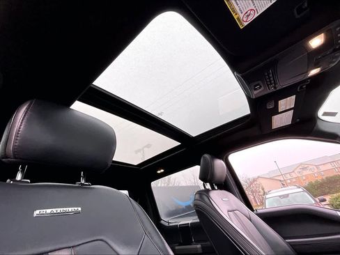 Certified 2022 Ford F450 Platinum image 18