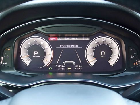 Used 2019 Audi Q8 Premium Plus w/ Premium Plus image 19