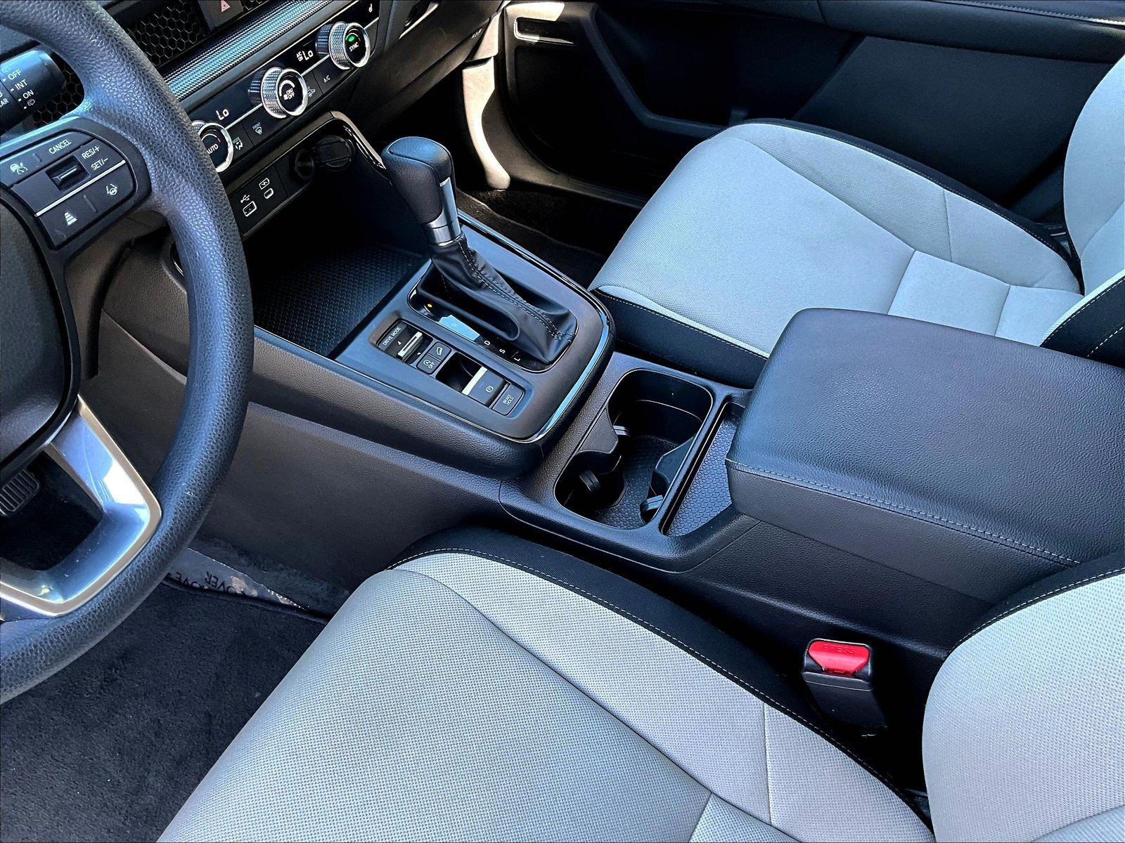 Used 2024 Honda CR-V EX image 18