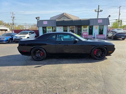 Used 2010 Dodge Challenger R/T image 22
