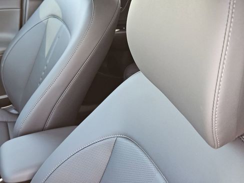 New 2026 Hyundai Kona SEL Premium FWD image 24