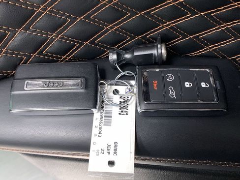 Used 2022 Jeep Grand Cherokee Summit w/ Adv Protech Group IV image 23