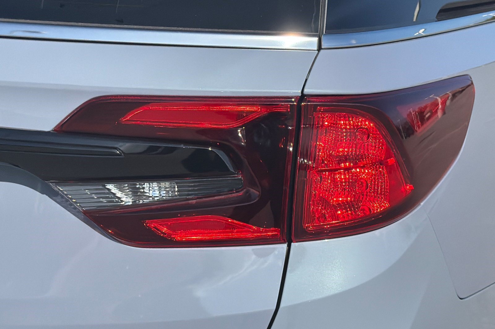 New 2027 Honda Odyssey Elite image 33