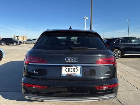 Used 2023 Audi Q5 2.0T Premium w/ Convenience Package image 4