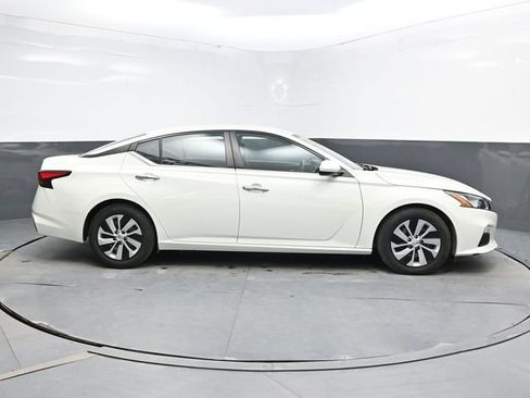 Used 2021 Nissan Altima 2.5 S FWD image 8