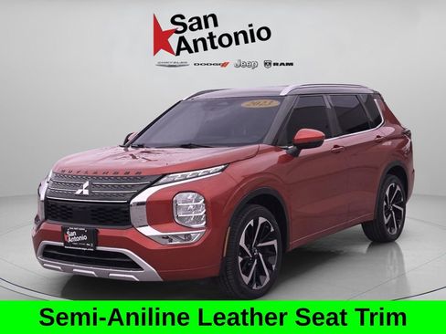 Used 2023 Mitsubishi Outlander SEL image 4