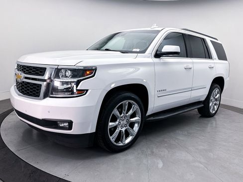 Used 2015 Chevrolet Tahoe LT w/ Luxury Package RWD image 15