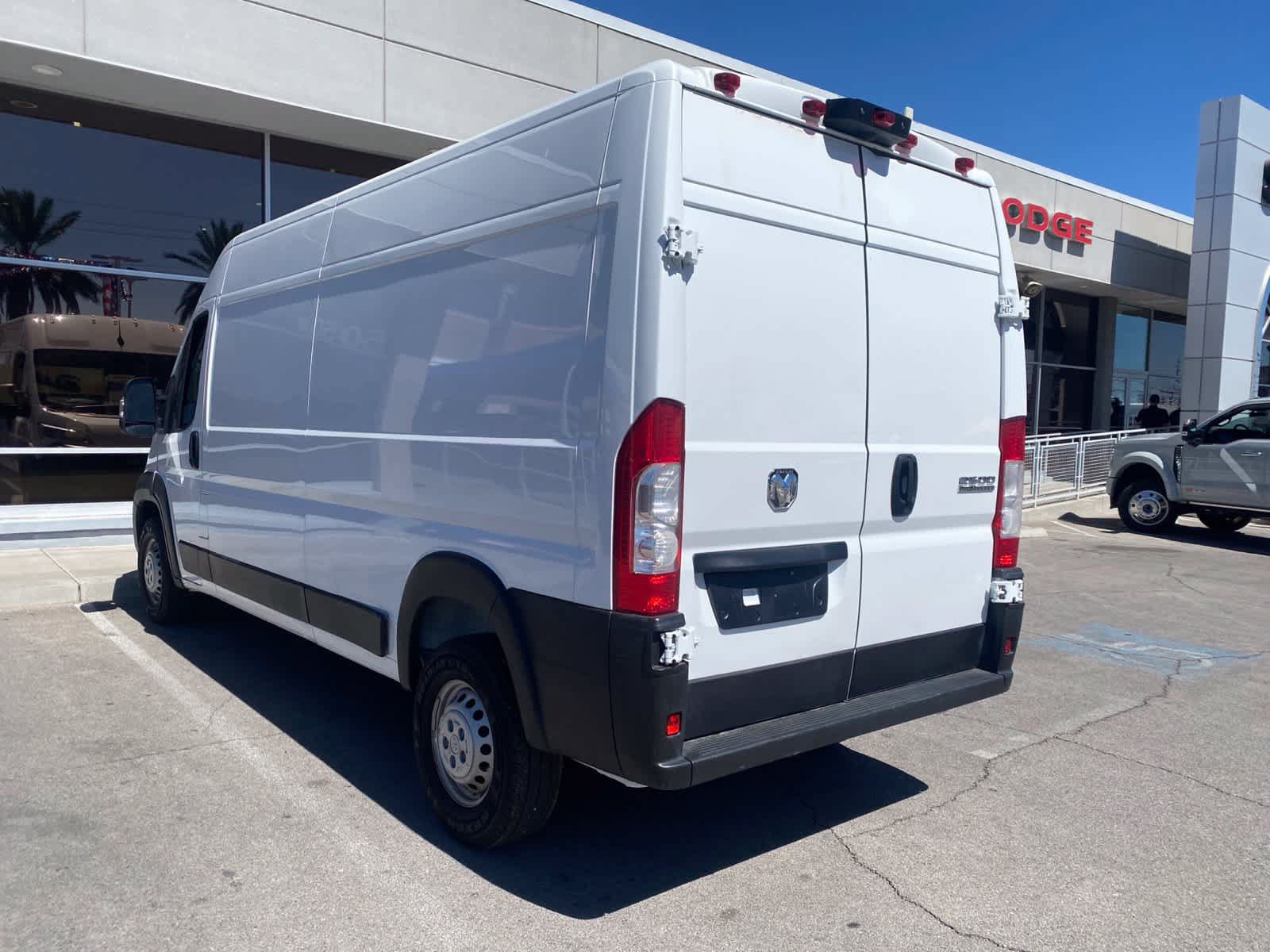 Used 2025 RAM ProMaster 2500 FWD image 8