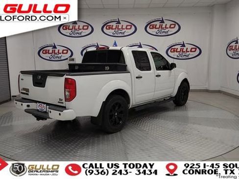 Used 2018 Nissan Frontier SV w/ Value Truck Package image 8