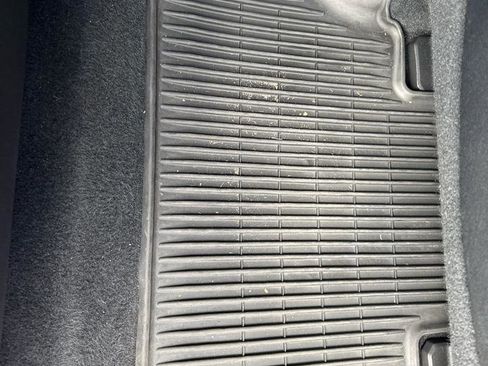 Used 2018 Toyota Tundra SR5 w/ SR5 Upgrade Package image 17