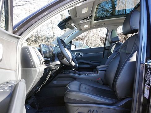 Used 2025 Kia Sorento X-Line EX image 32