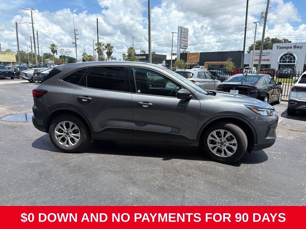 Used 2025 Ford Escape Active FWD image 4