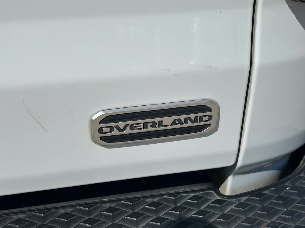 Used 2022 Jeep Gladiator Overland w/ Popular Equipment Package AWD/4WD image 13