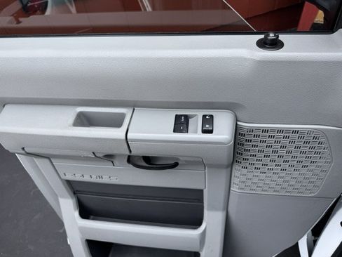 Used 2024 Ford E-450 and Econoline 450 Super Duty w/ Power Windows & Locks Group RWD image 17