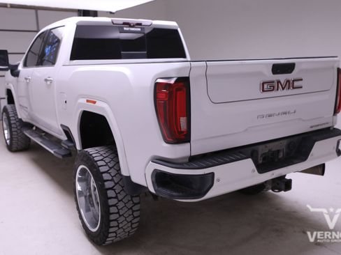 Used 2020 GMC Sierra 2500 Denali w/ Denali Ultimate Package image 2