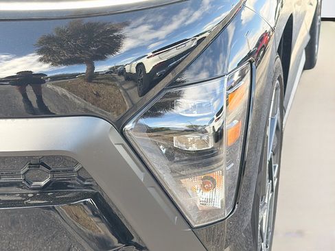 Used 2024 Hyundai Kona N Line image 9