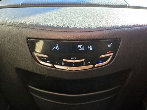 Used 2020 Cadillac Escalade ESV Platinum image 37