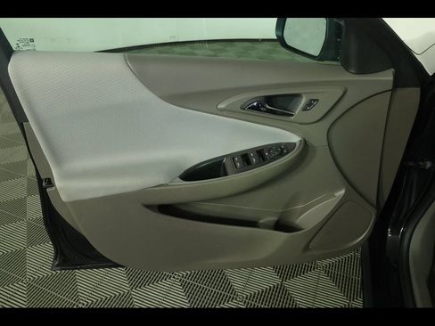 Used 2025 Chevrolet Malibu LT FWD image 19
