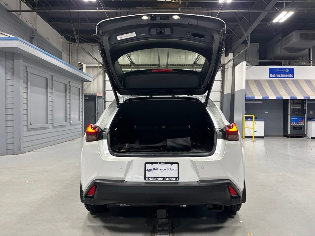 Used 2022 Lexus UX 250h w/ Premium Package AWD/4WD image 9