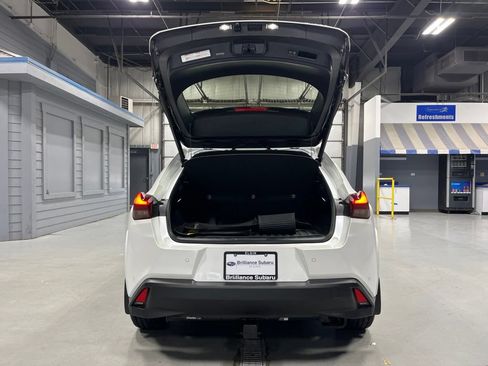 Used 2022 Lexus UX 250h w/ Premium Package AWD/4WD image 9