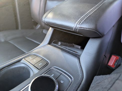 Used 2023 Cadillac XT4 Luxury w/ Cold Weather Package image 66