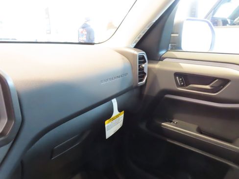 New 2025 Ford Bronco Sport Big Bend w/ Black Appearance Package AWD/4WD image 11