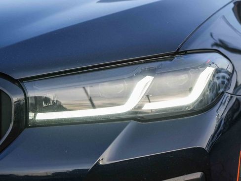 Used 2023 BMW 530i w/ M Sport Package image 10