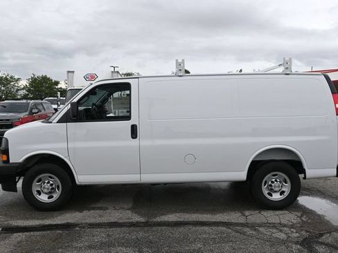 New 2026 Chevrolet Express 2500 w/ Driver Convenience Package RWD image 19