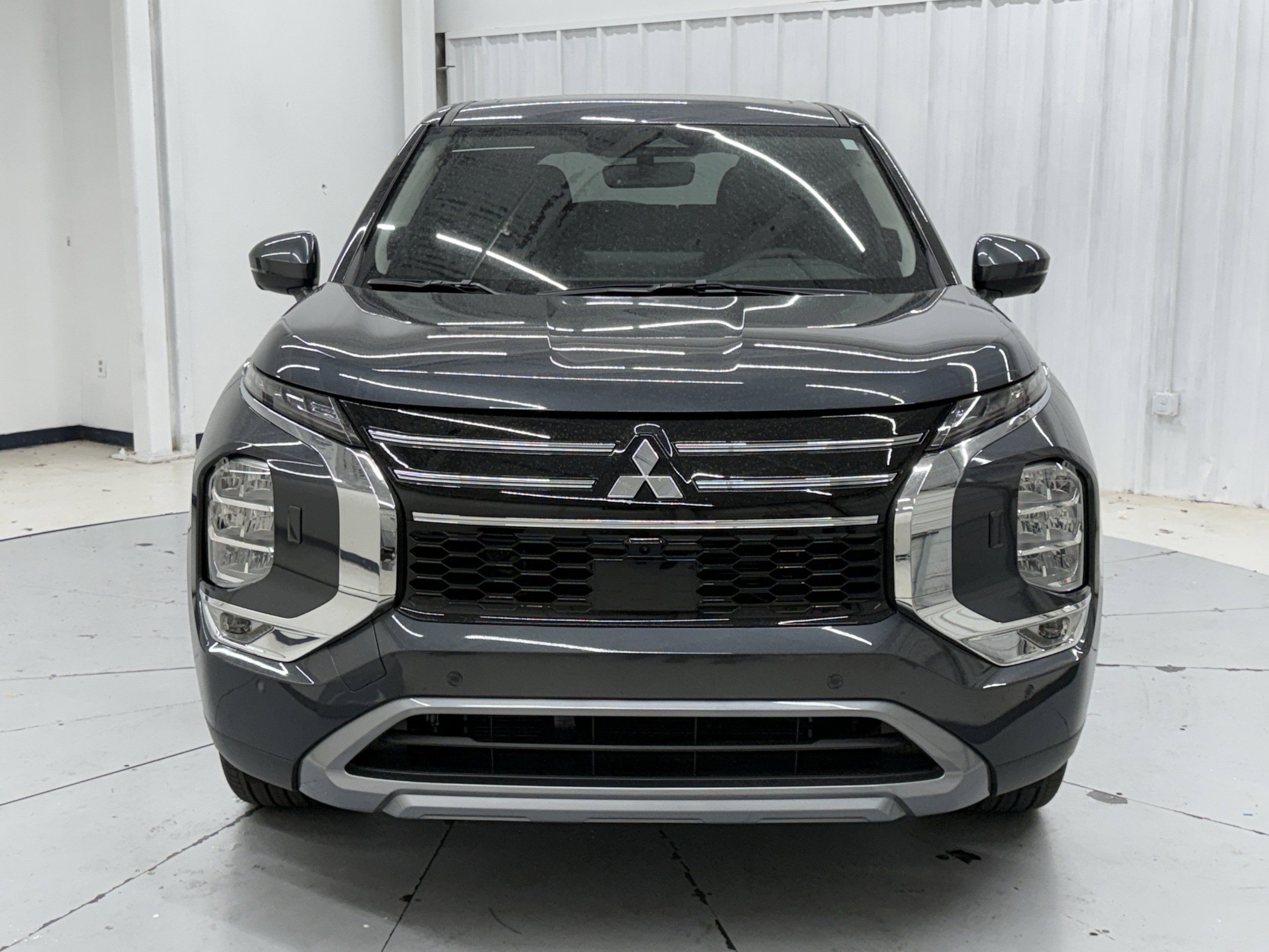 New 2026 Mitsubishi Outlander SE AWD/4WD image 8